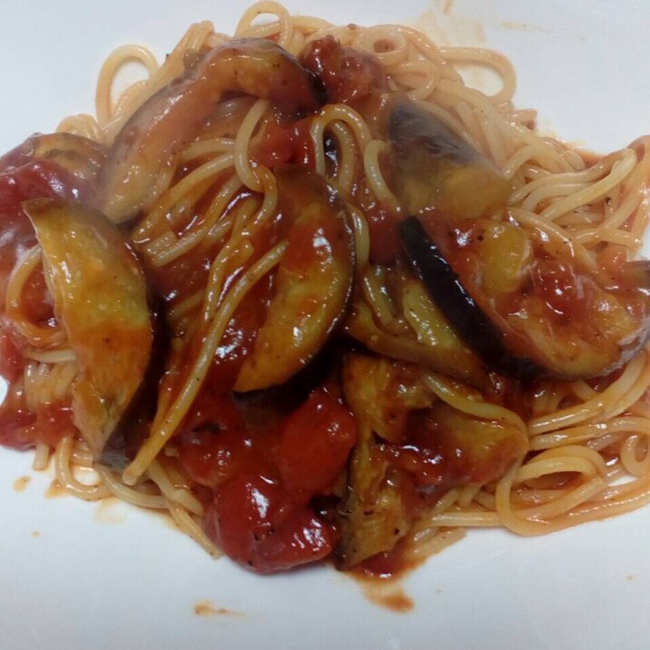 茄子たっぷりトマトパスタ